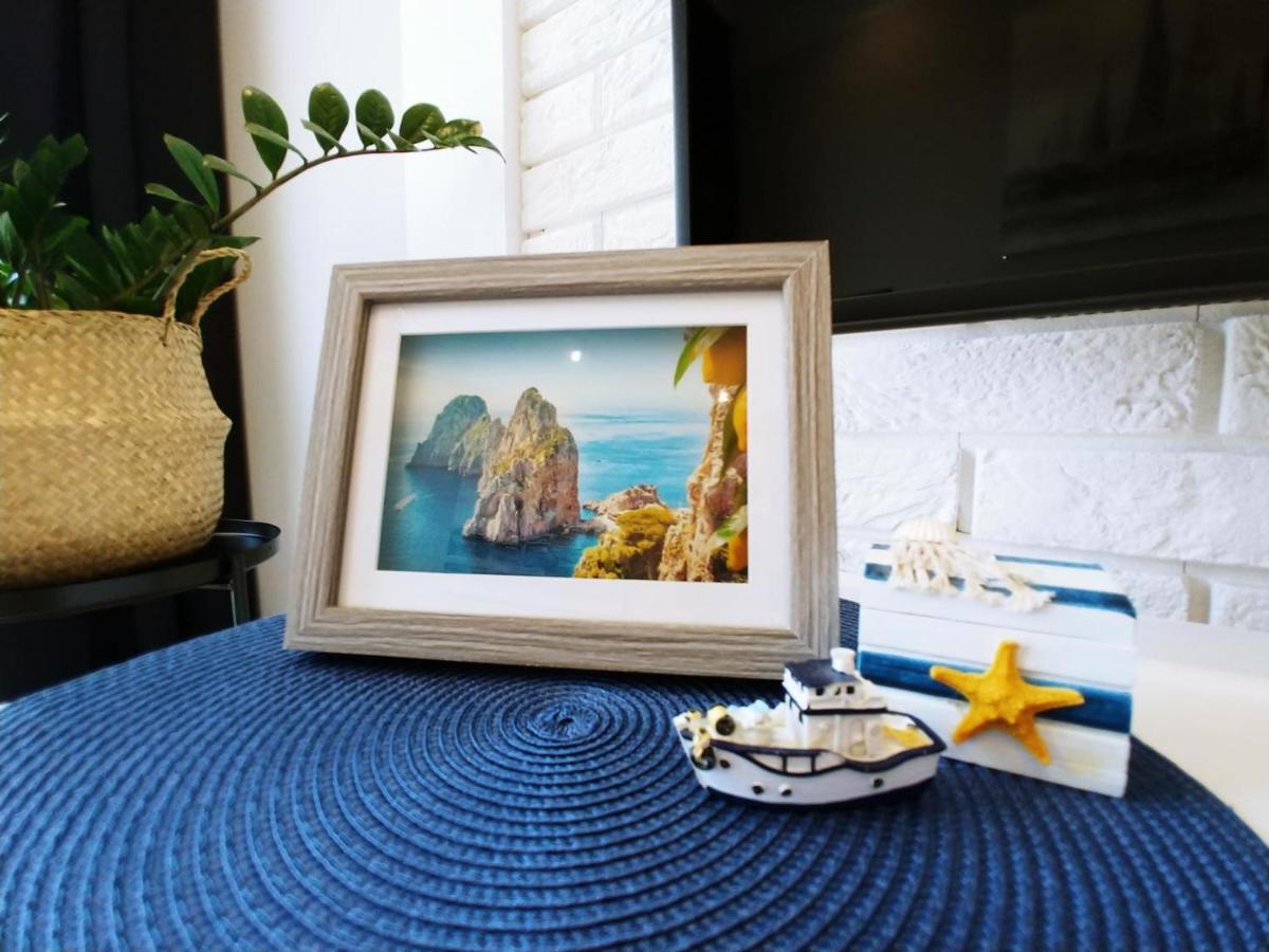 Apartament Capri ミエンジズドロイェ エクステリア 写真