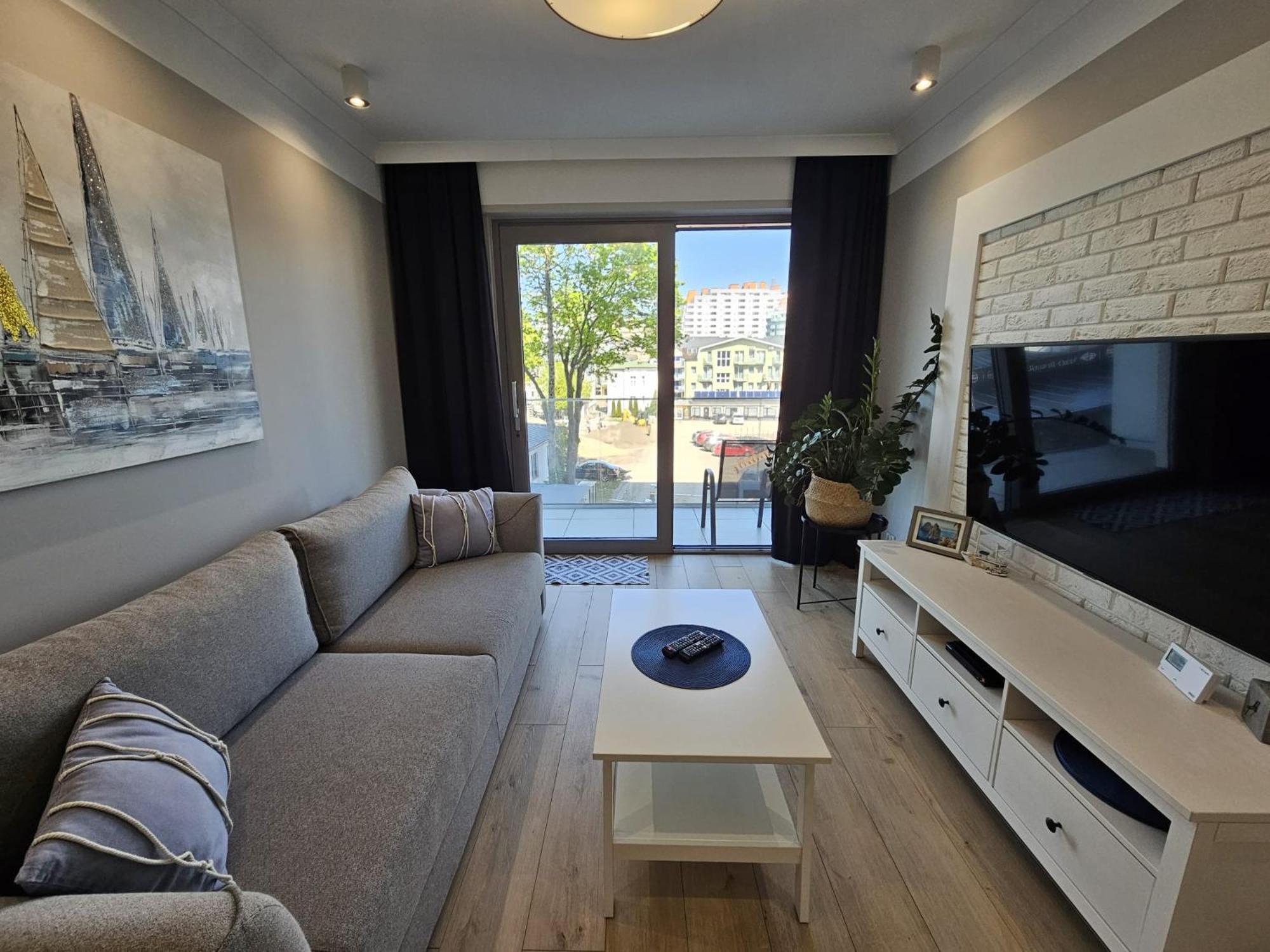 Apartament Capri ミエンジズドロイェ エクステリア 写真