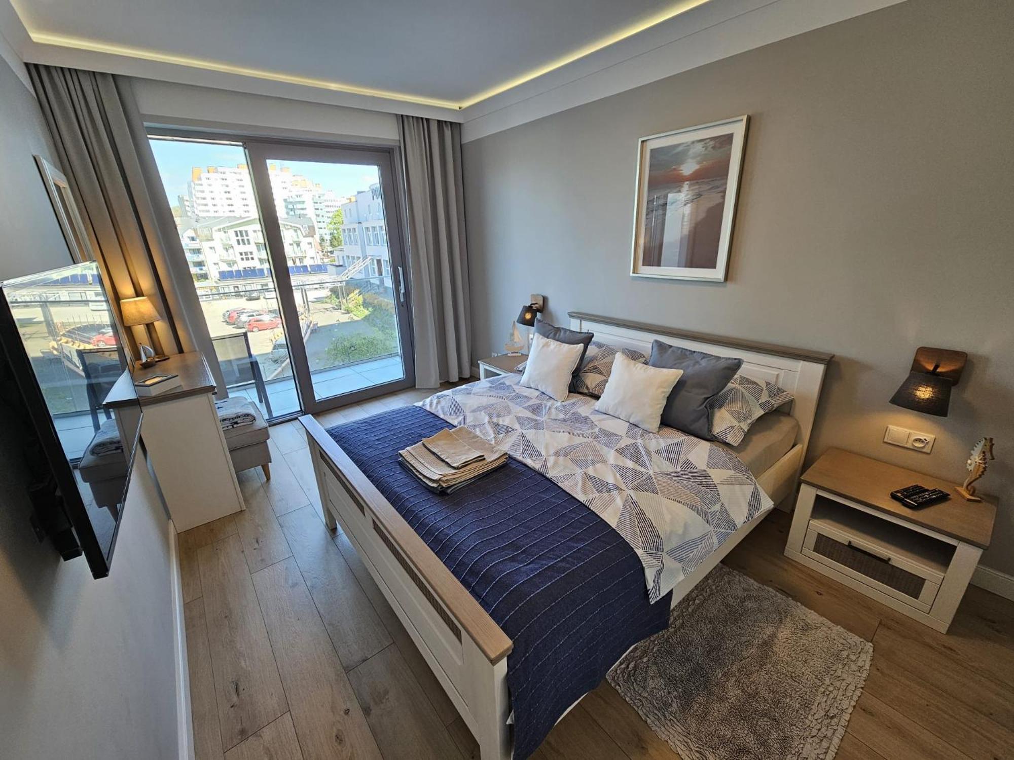 Apartament Capri ミエンジズドロイェ エクステリア 写真