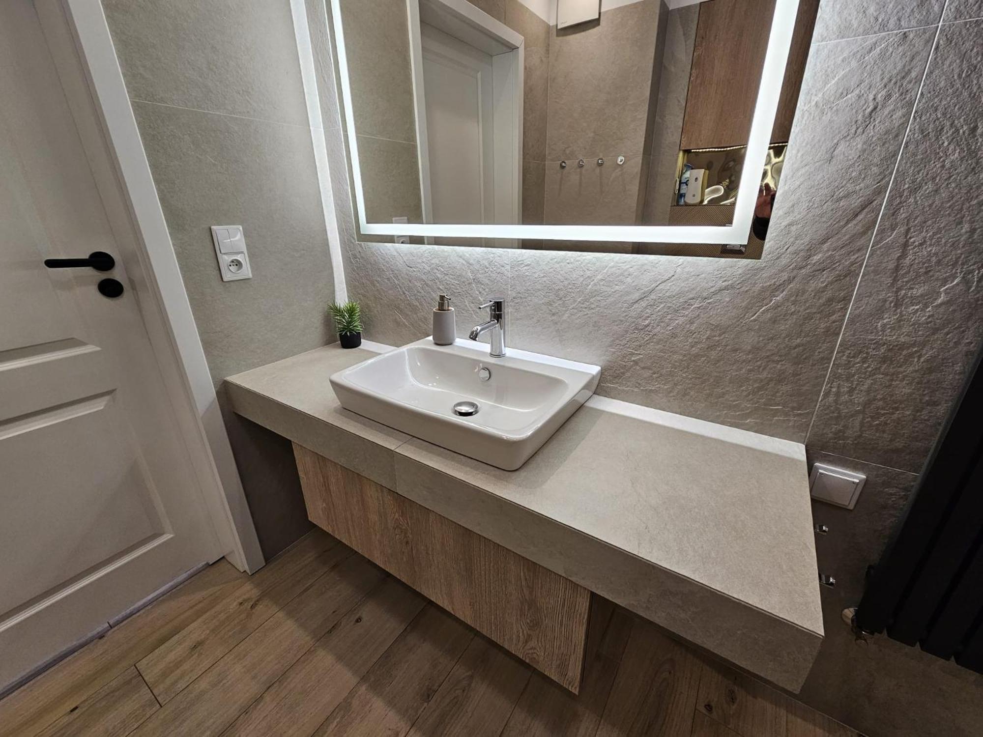 Apartament Capri ミエンジズドロイェ エクステリア 写真