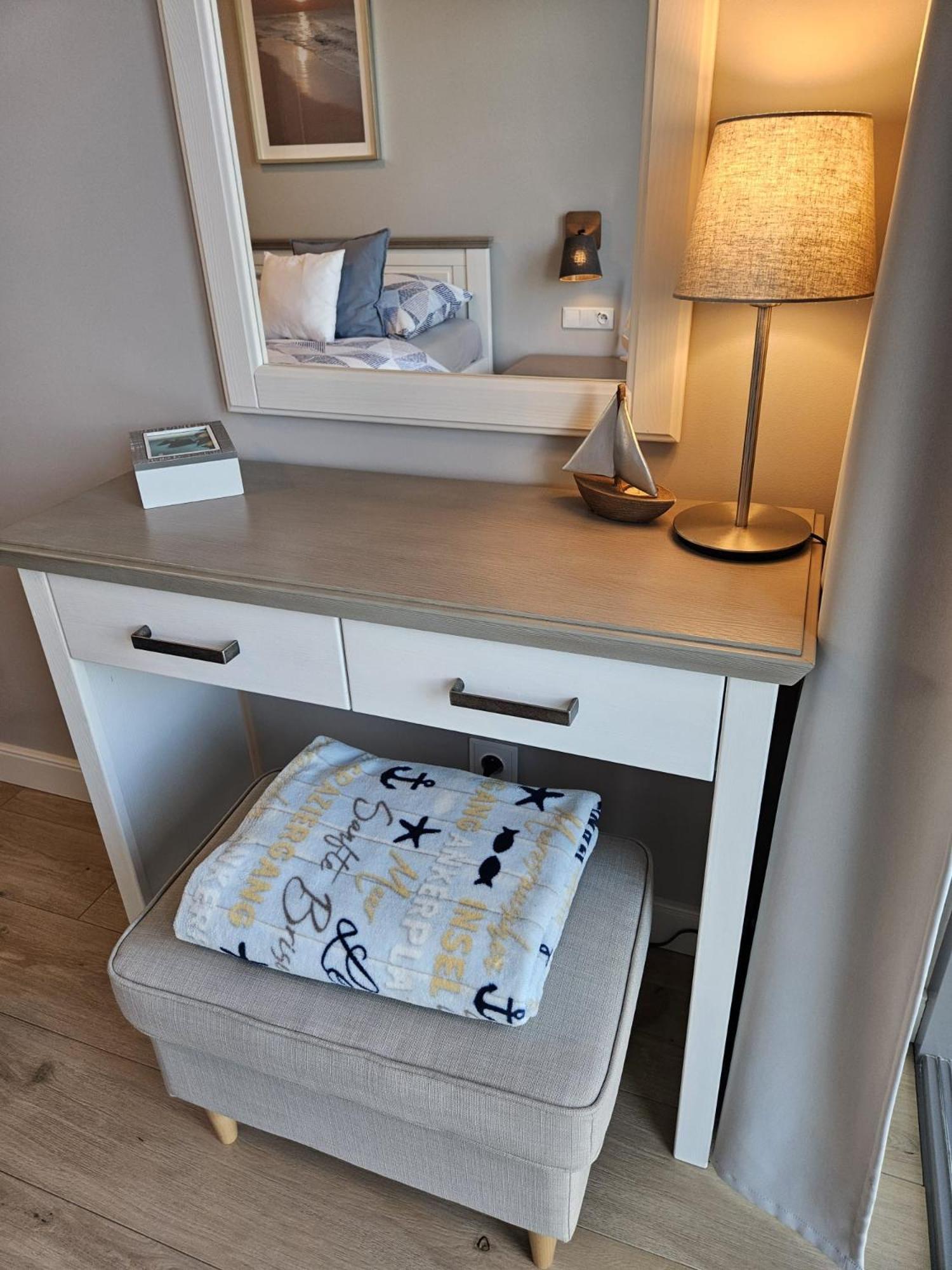 Apartament Capri ミエンジズドロイェ エクステリア 写真